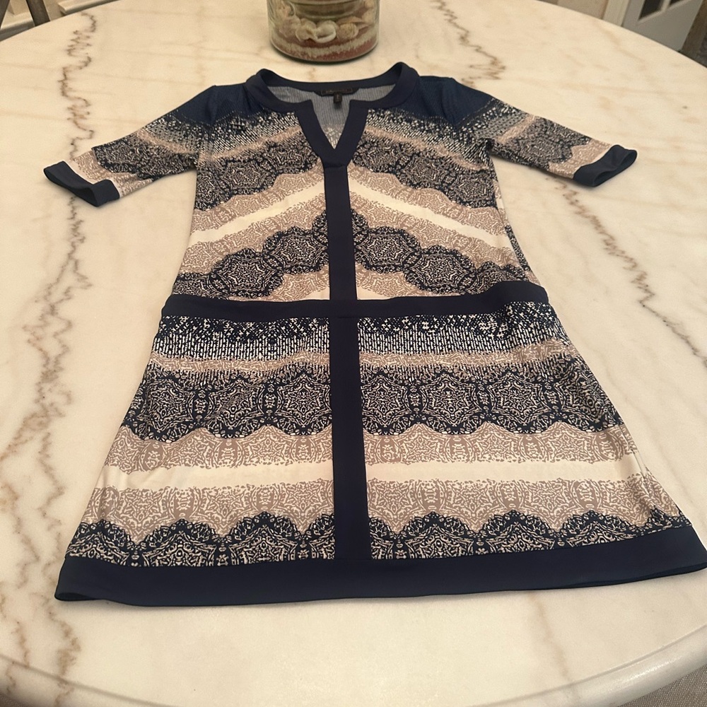 BCBG MaxAzria stunning navy & tan dress , stretchy, worn 1x